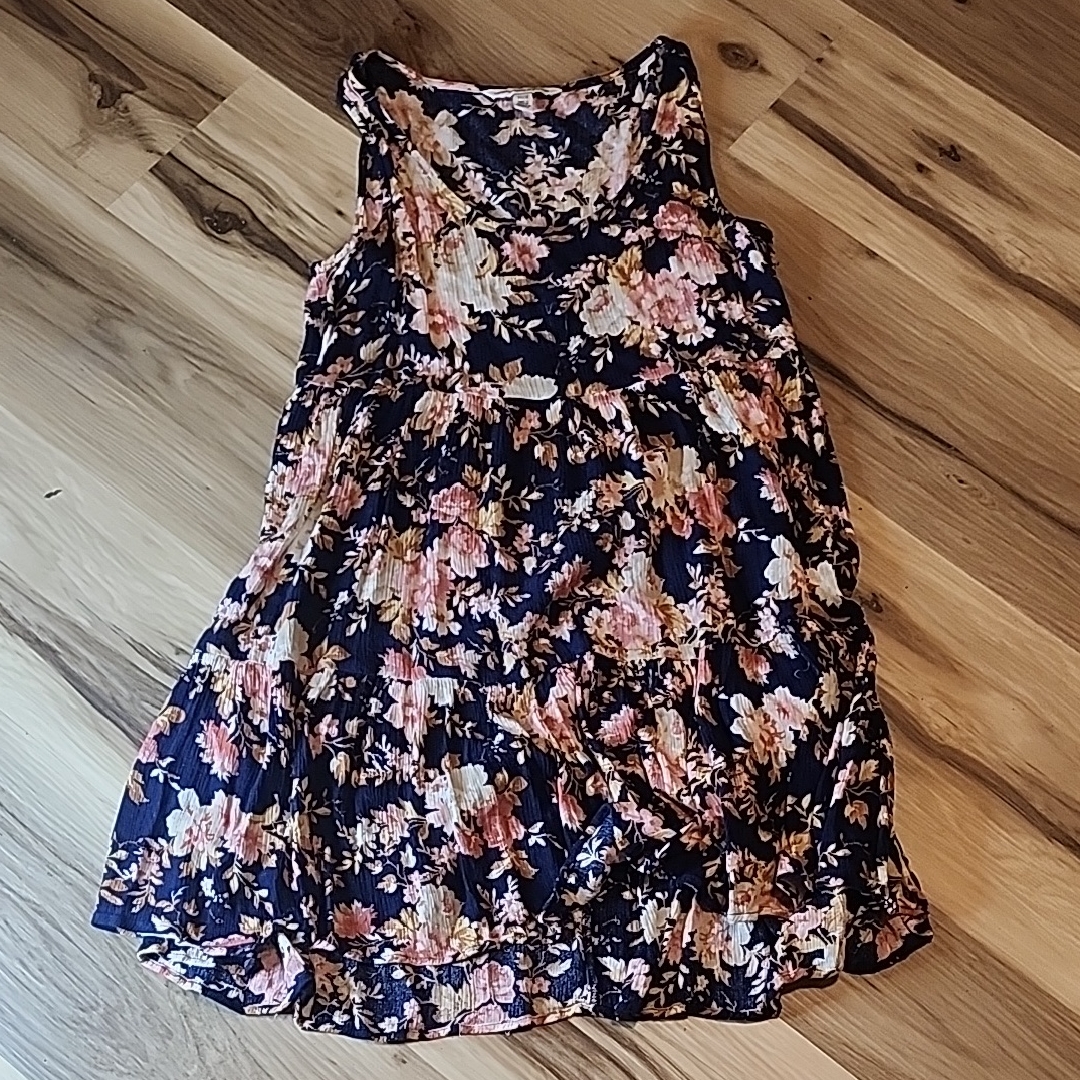 American Eagle Outfitters Navy And Peach Floral Top